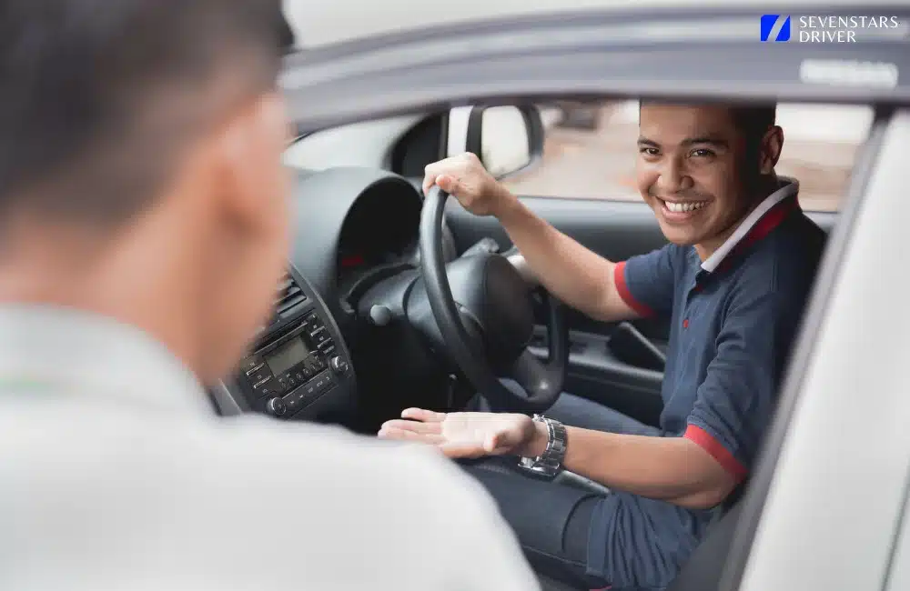 พนักงานขับรถผู้บริหาร